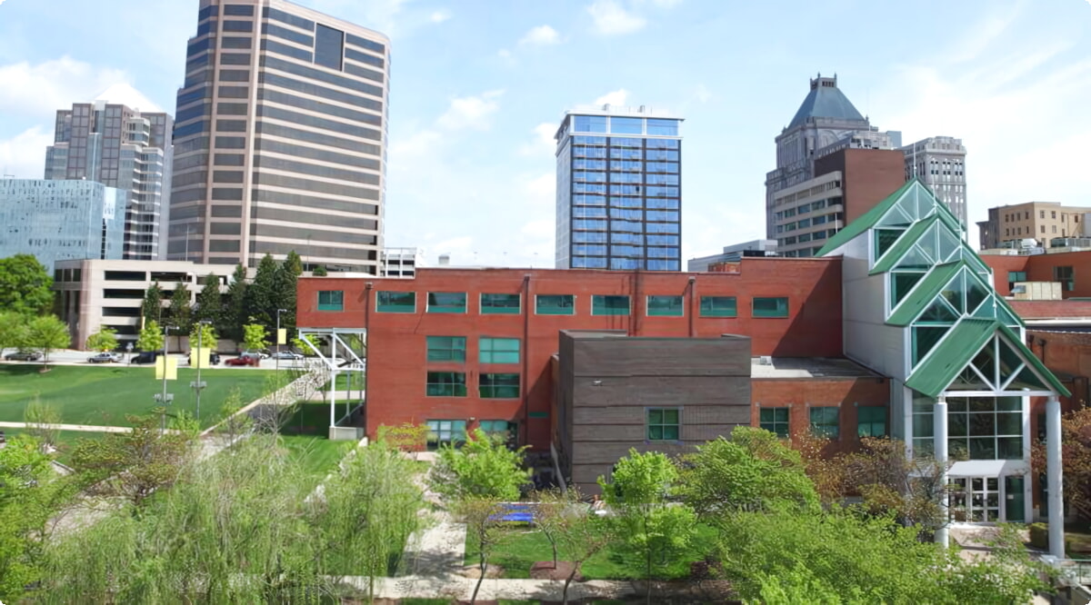 Nossos serviços de aluguel de carros oferecem uma seleção diversificada de veículos em Greensboro.